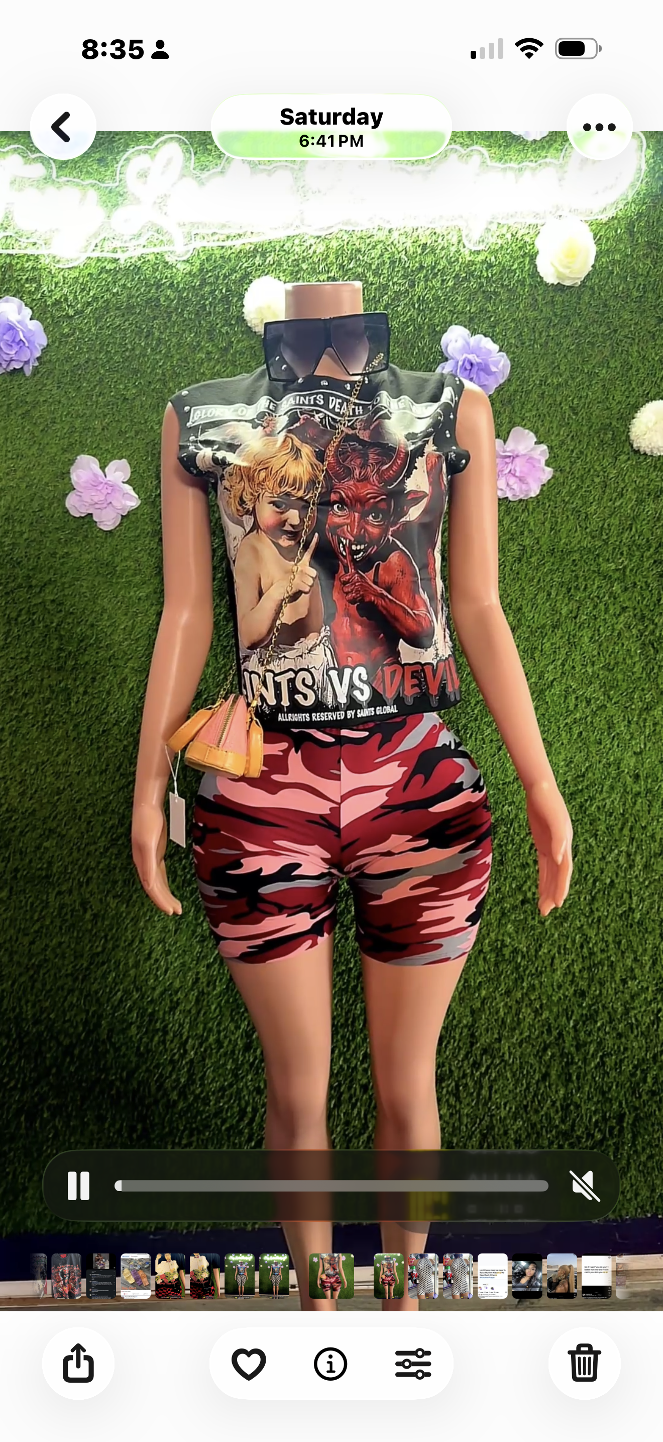 Short sleeve graphic top
